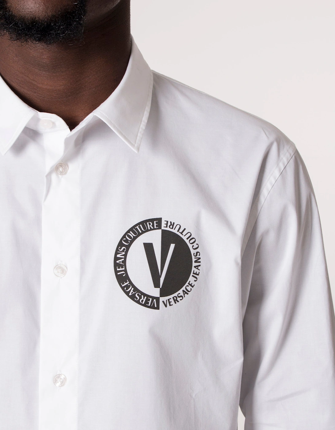 New V Emblem Logo Stretch Shirt