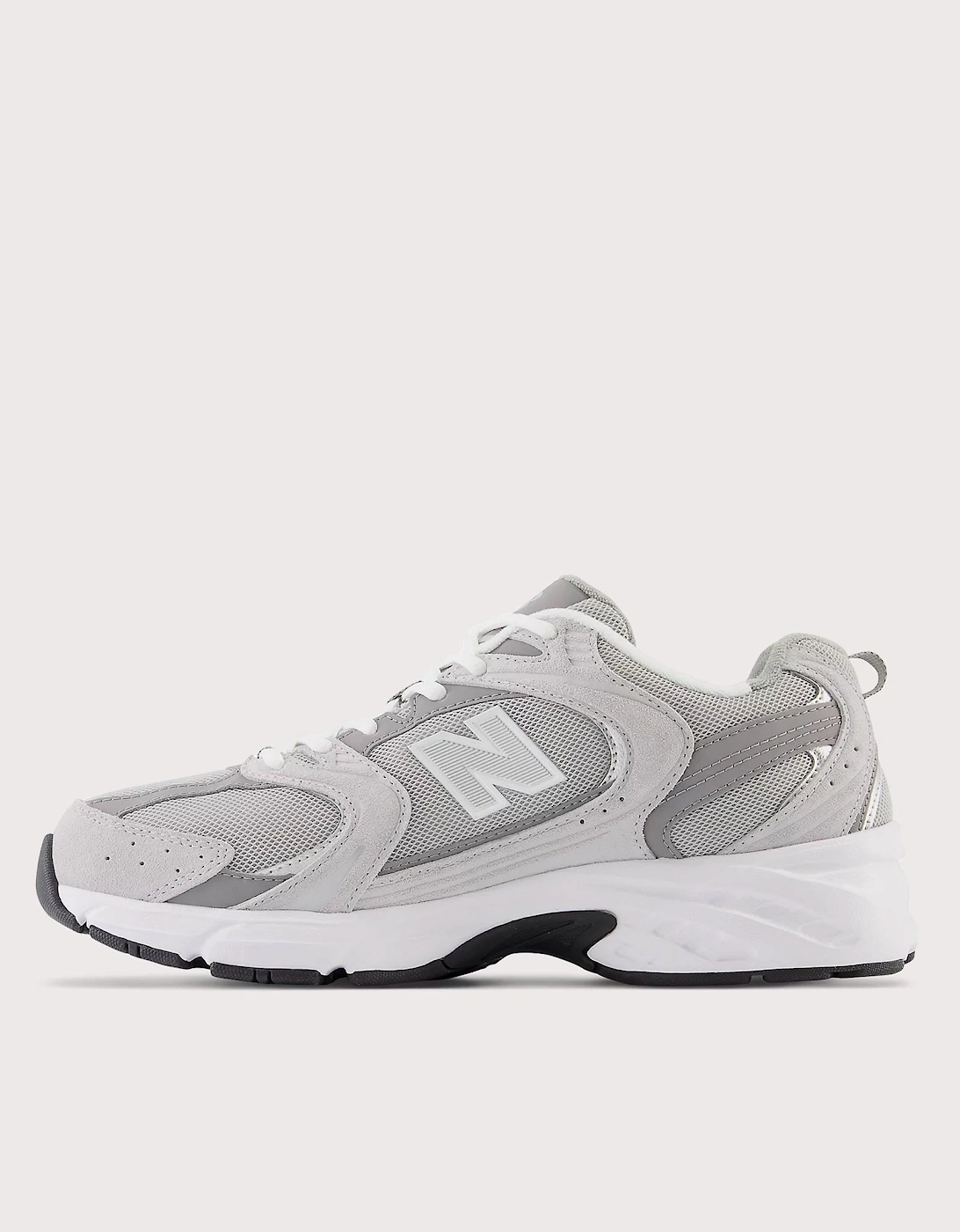 530 Sneakers