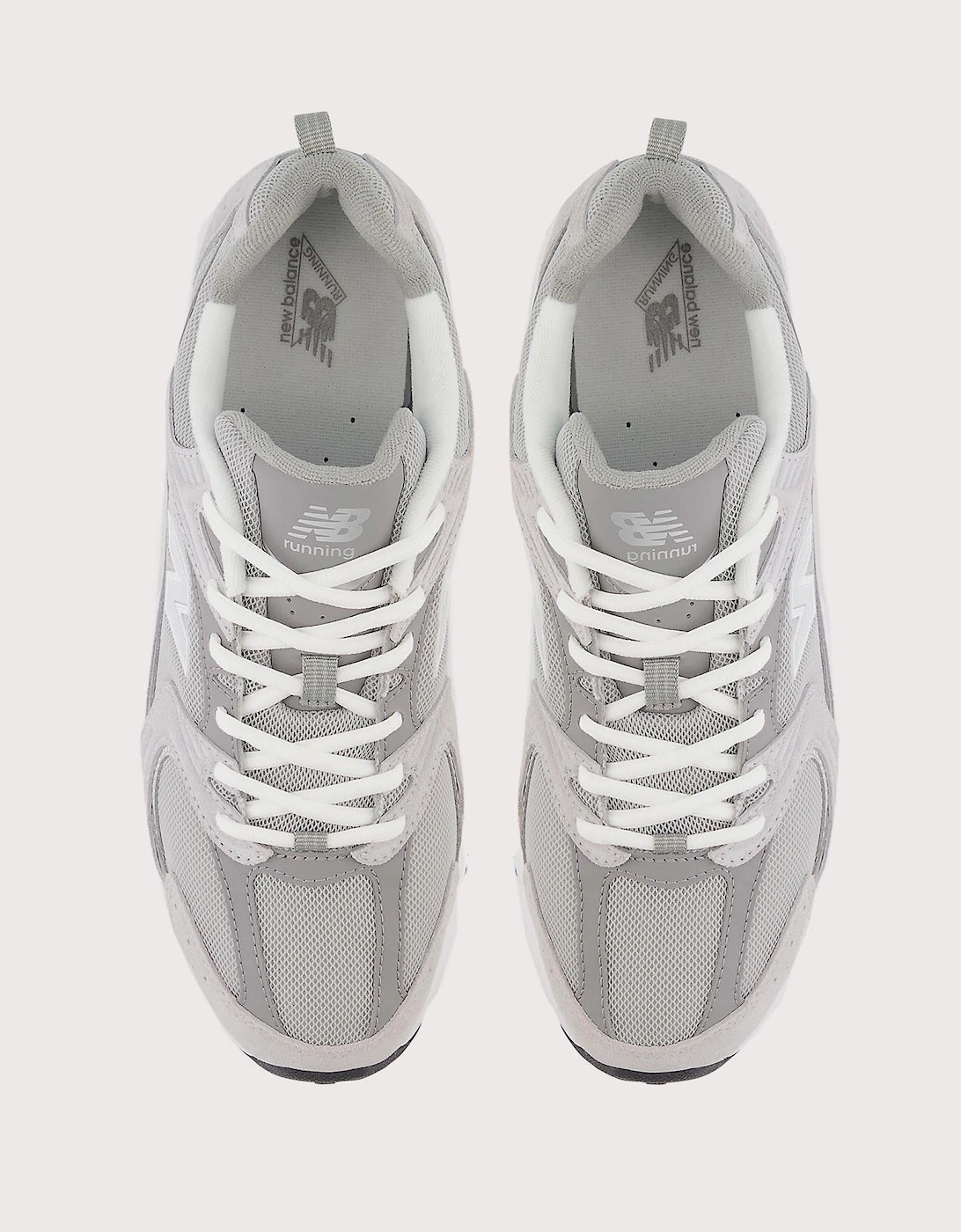 530 Sneakers