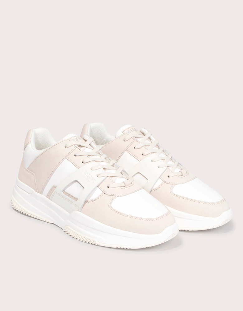 Marquess Sneakers