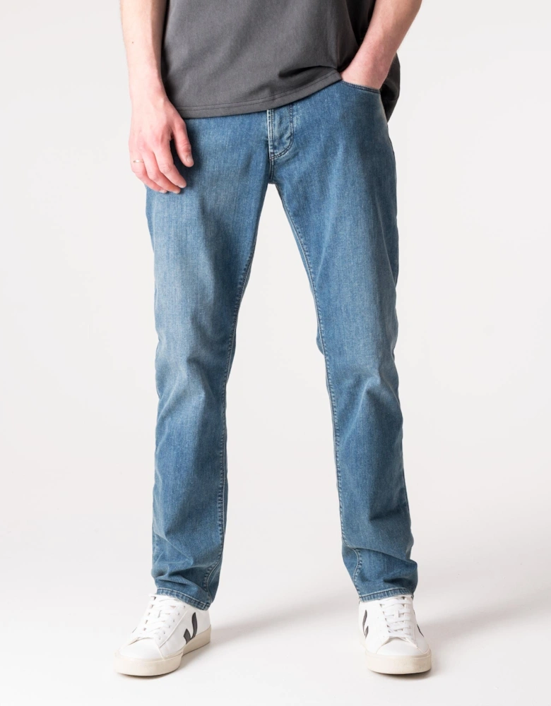 Slim Fit J06 Jeans