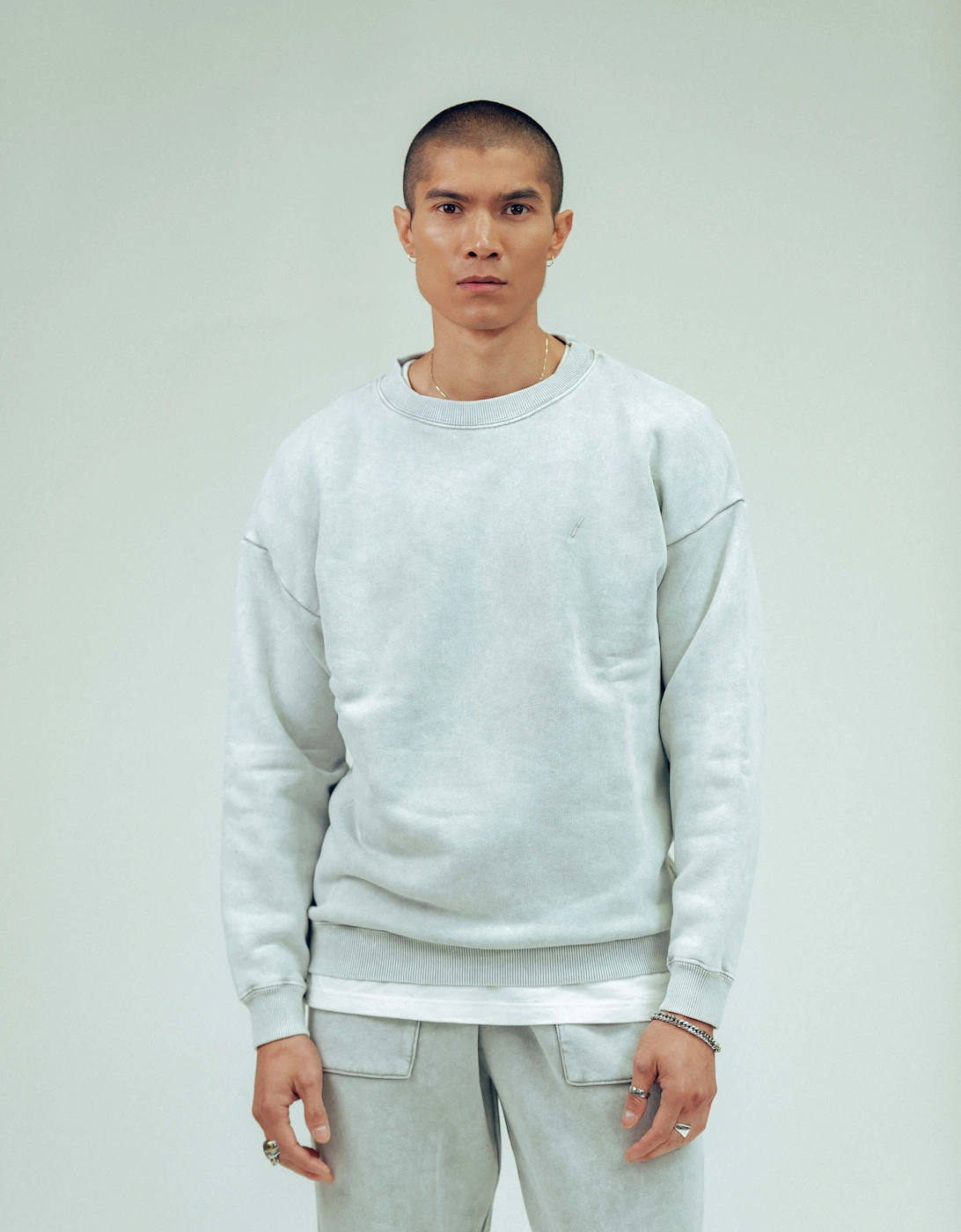 530 Washed Stone Grey Sweatshirt (Man)