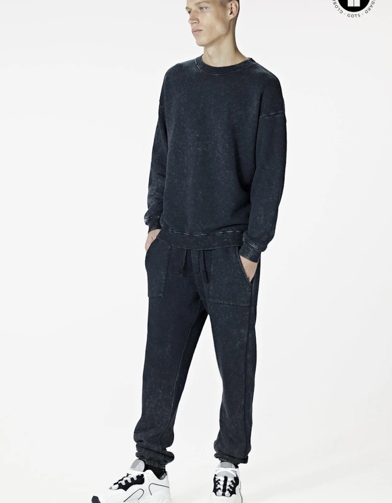 530 Washed Black Sweatshirt