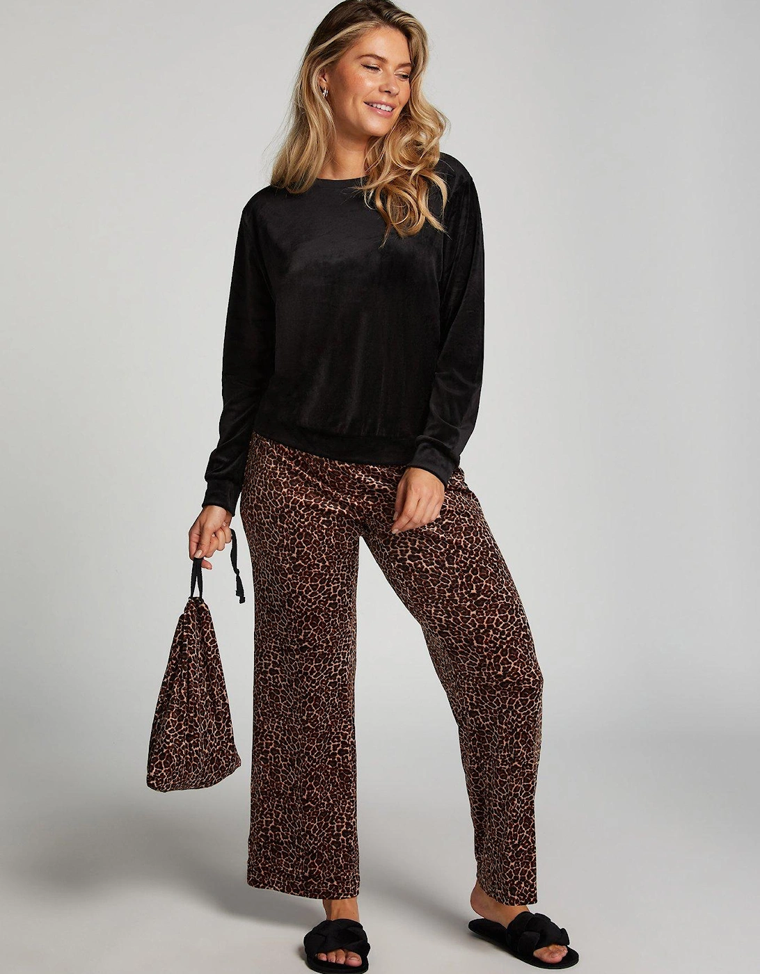 Printed Velour Pyjama Set - Black/Leopard, 3 of 2