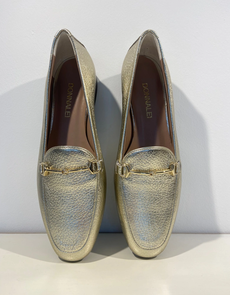 Gold Italian loafers with fine snaffle