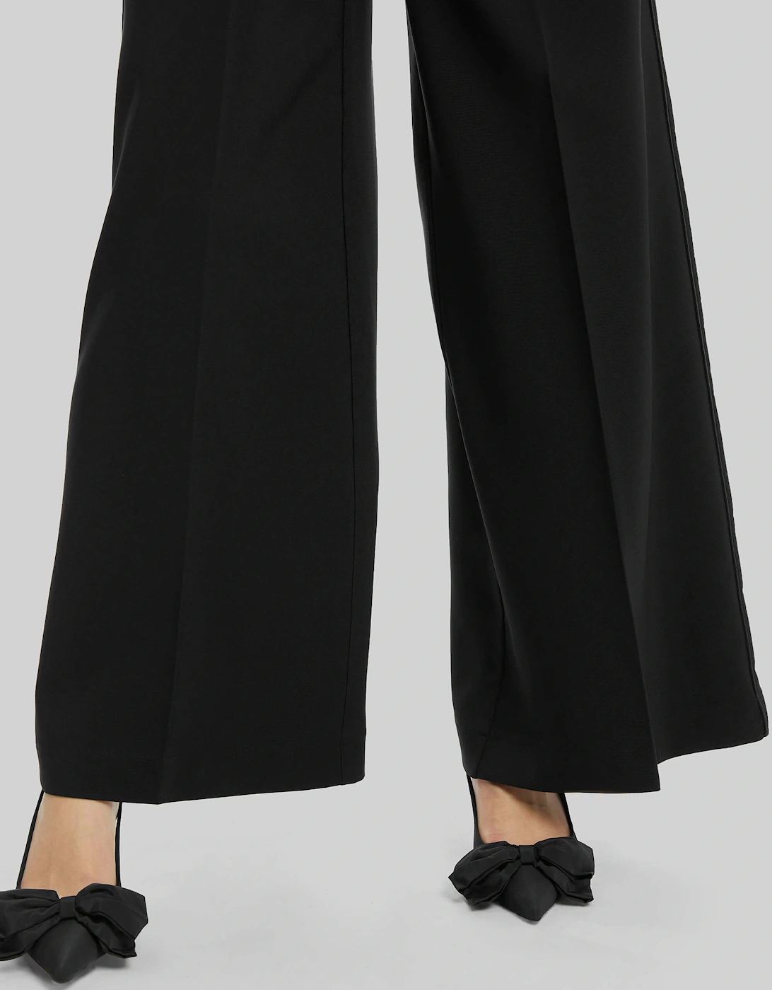 Pin Tuck Wide Leg Trousers Black