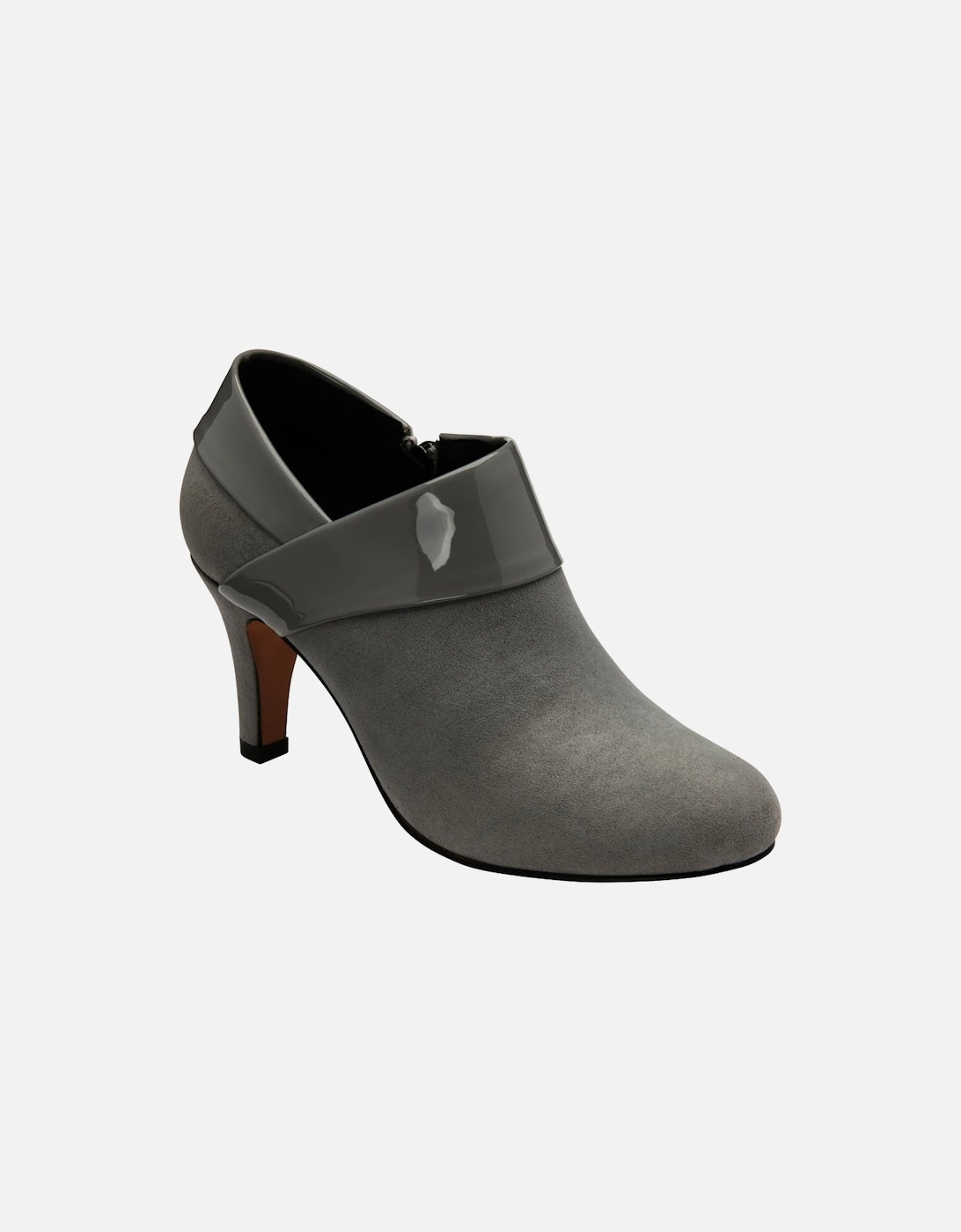 Lotus Women's Black Maya High Cut Court Shoes - : Size 8