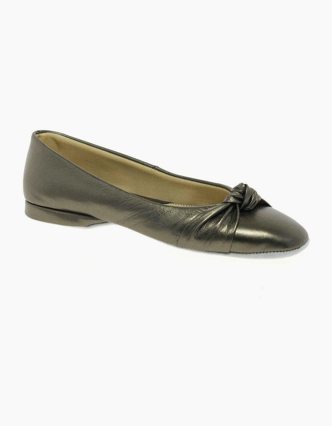 Relax Slippers Women's Knot Leather Slipper - Silver - Size: 6