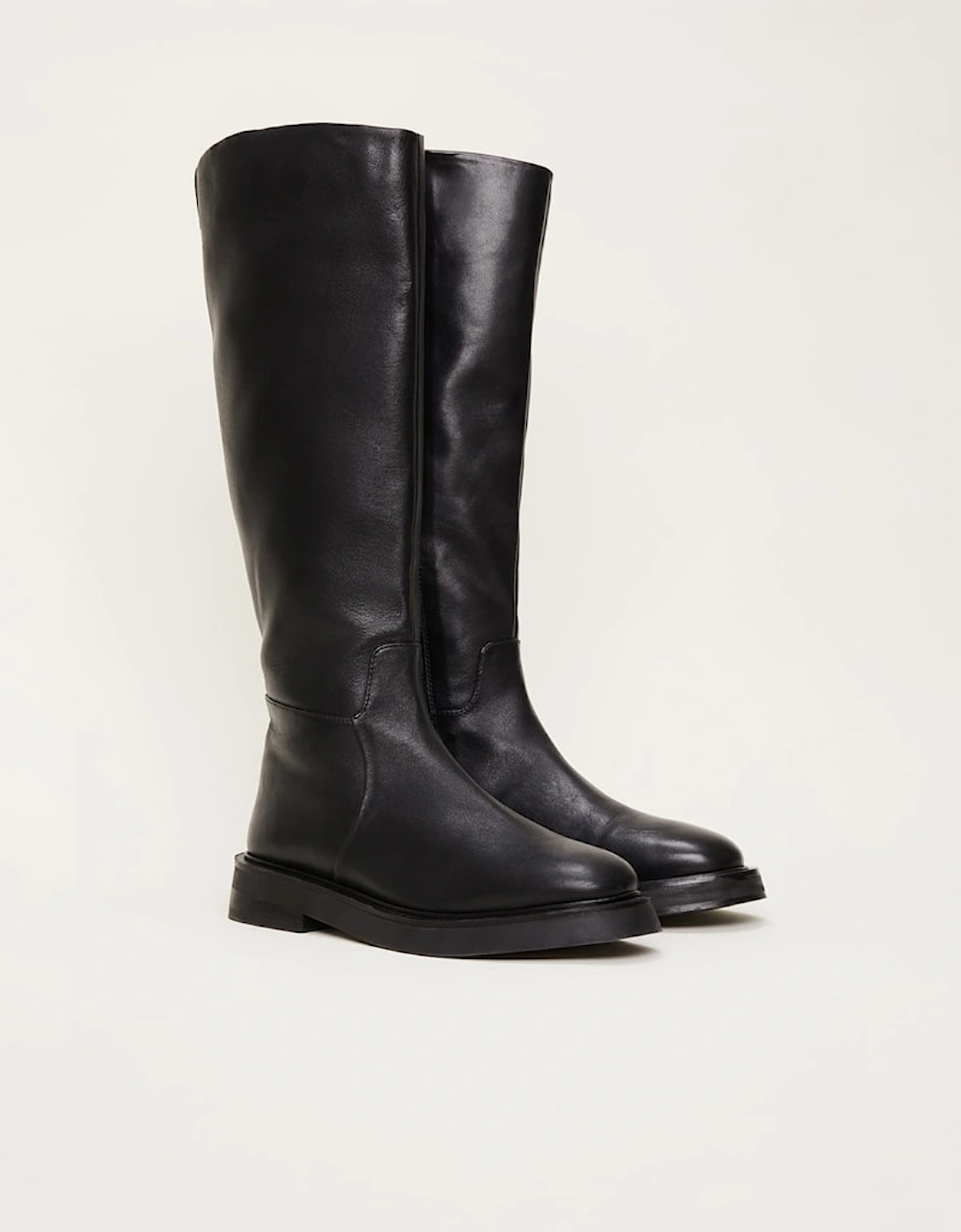 FLAT KNEE HIGH BOOT