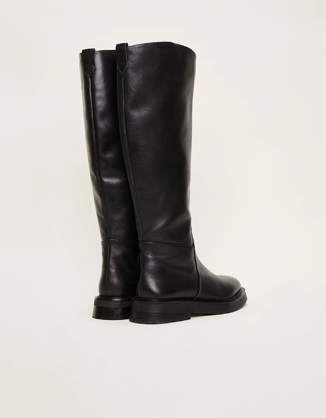 FLAT KNEE HIGH BOOT