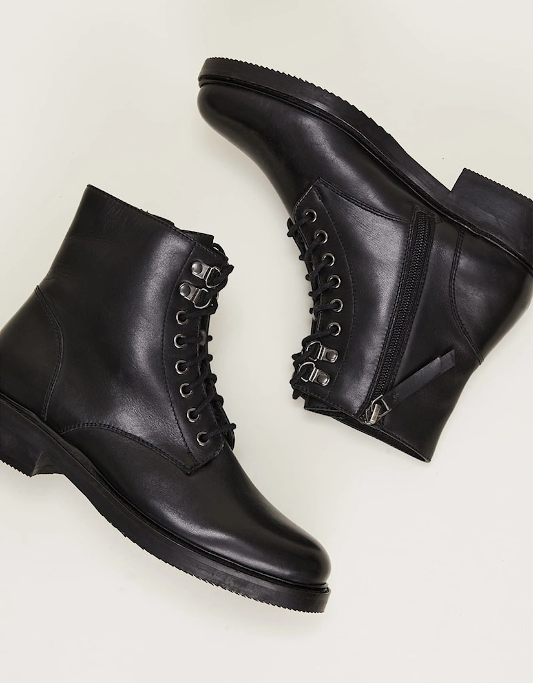 Lace Up Leather Flat Boots