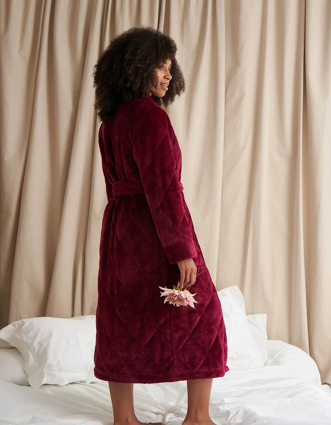 Quilted Velour Robe in Bordeaux