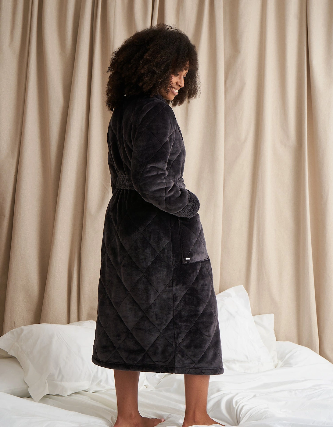 Quilted Velour Robe in Raven