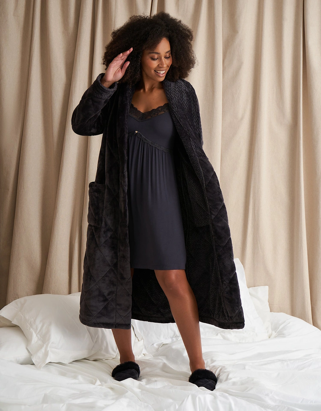 Quilted Velour Robe in Raven