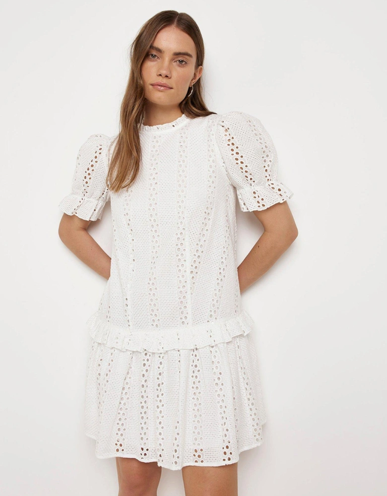 Broderie Dress - white