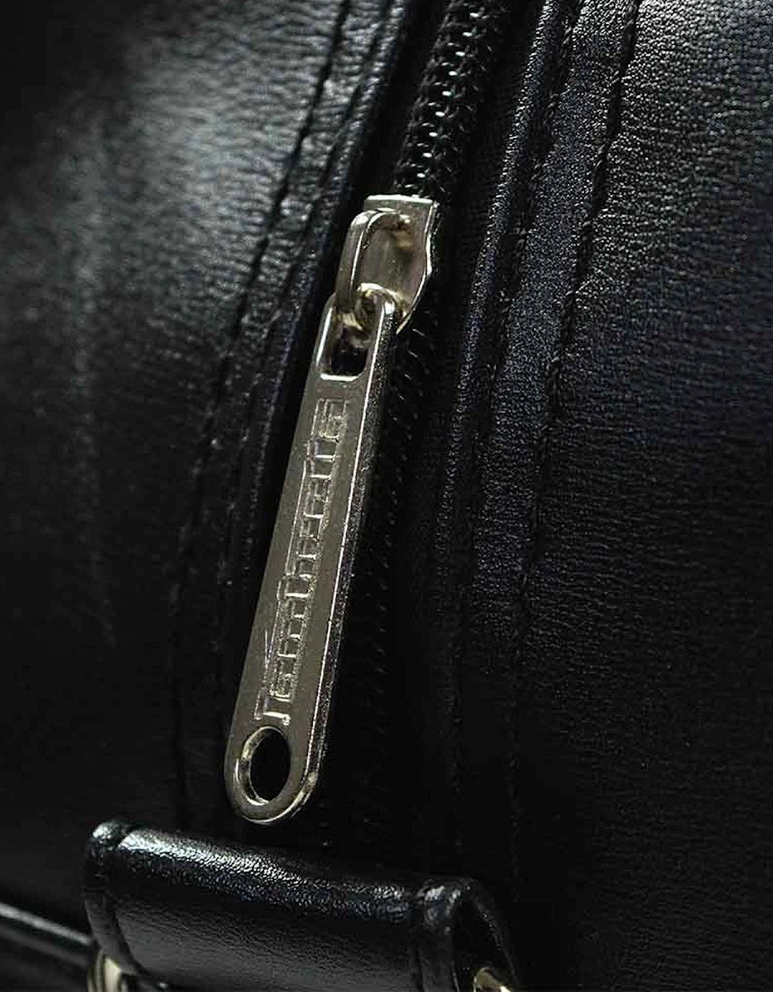 Mens Retro Twin Handle Duffle Bag - Black/Mustard