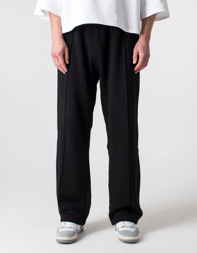 Relaxed Fit Essential Pleated Sweatpants