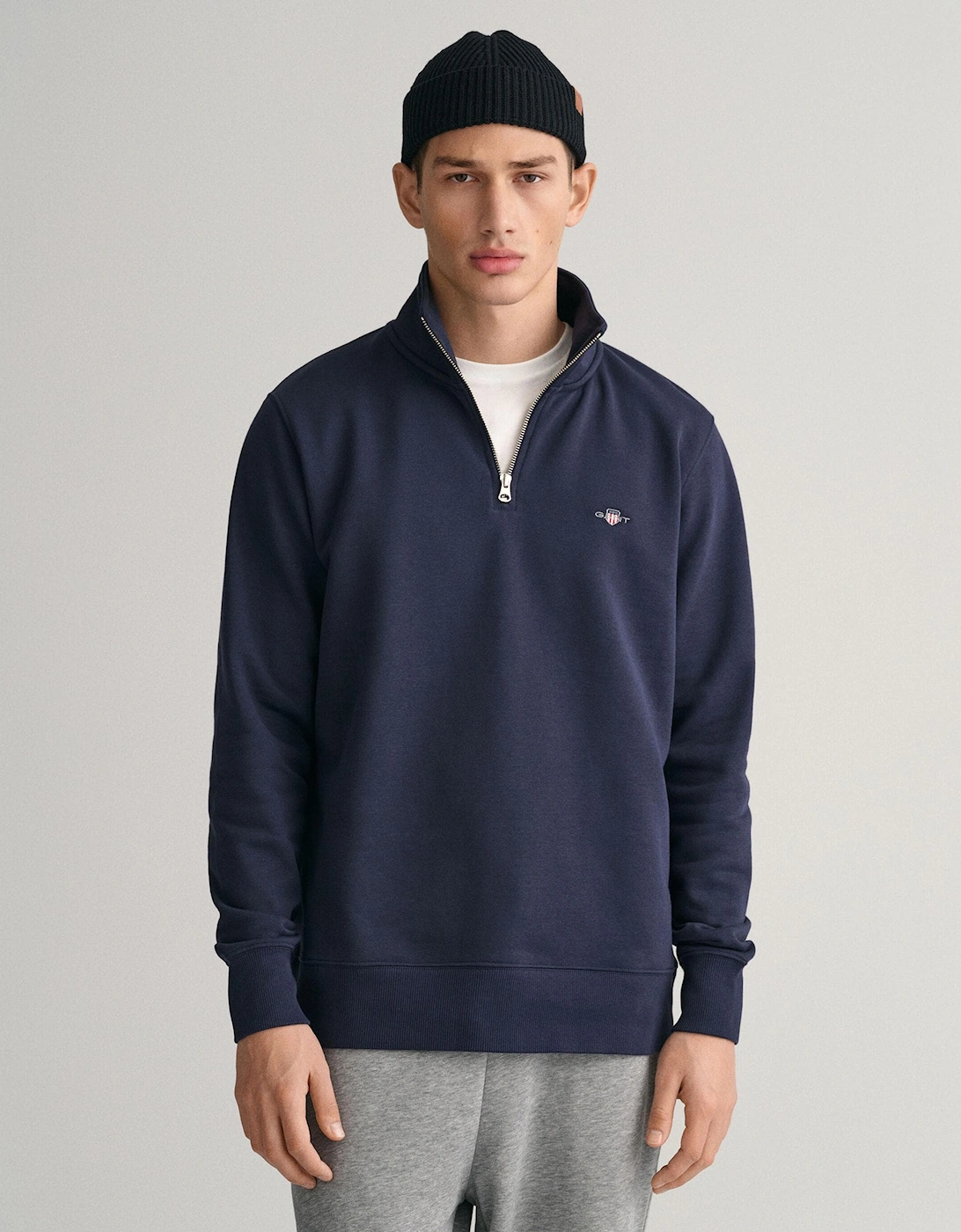 Gant Men's Navy Regular Fit Shield Logo Half Zip Sweatshirt - - : 42/Regular Xl