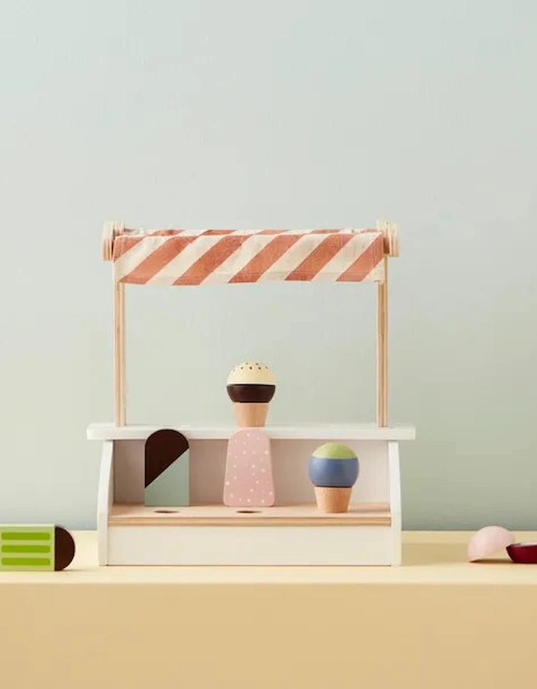 Ice Cream Table Stand