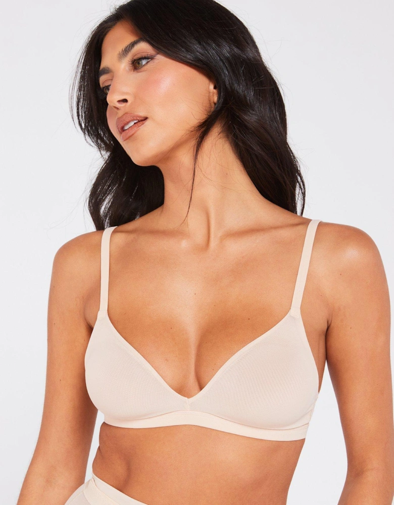 Invisible Sculpt Non Pad Triangle Bra - Beige