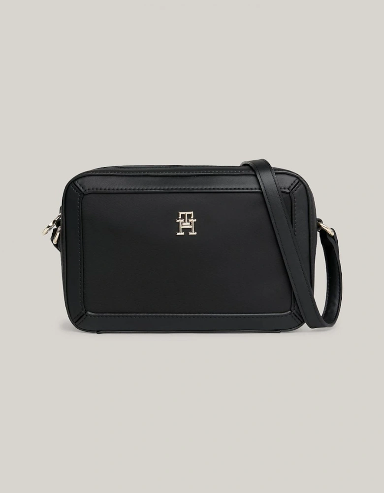 TH Essential Womens Smooth Crossover Bag
