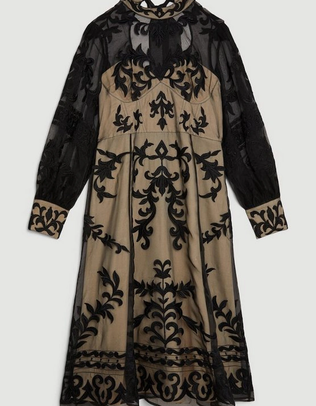 Plus Size Baroque Applique Woven Maxi Dress