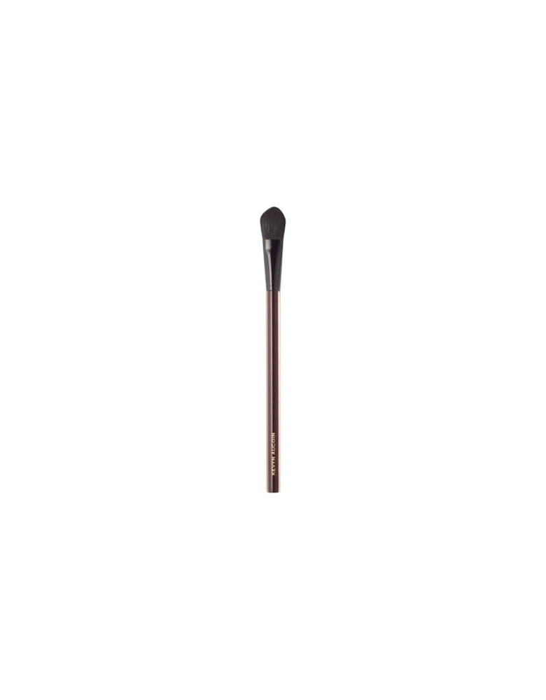 The Base/Shadow Brush - Kevyn Aucoin