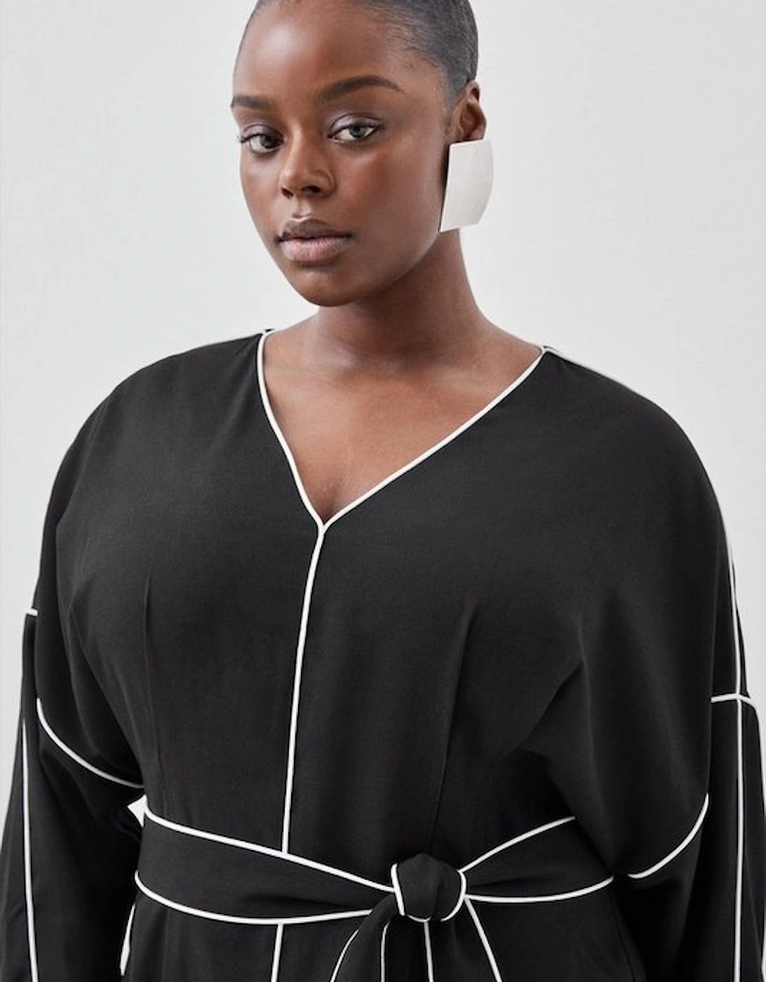Plus Size Mono Satin Woven Crepe Contrast Piping Maxi Dress