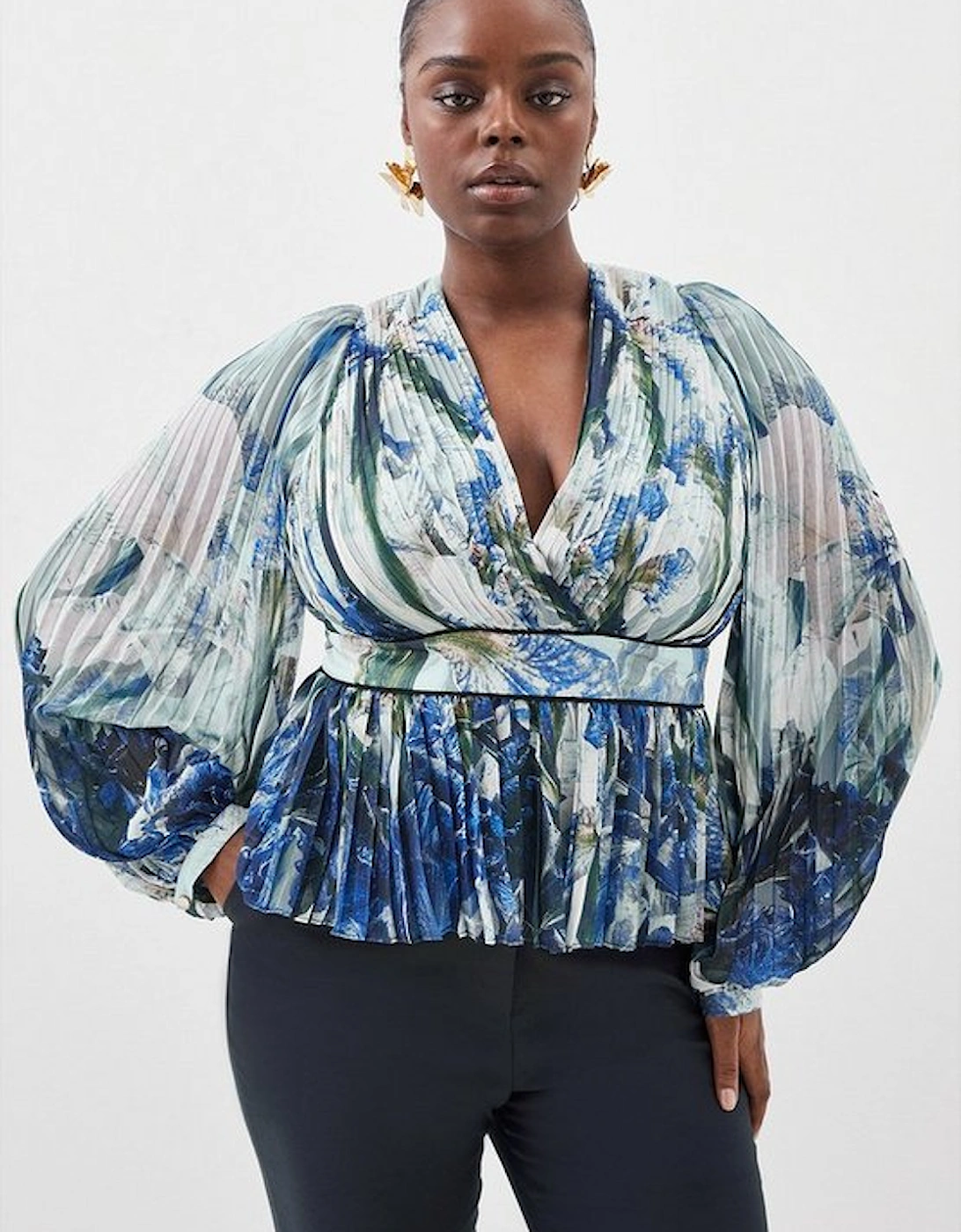 Plus Size Scattered Floral Print Pleated Blouse, 5 of 4