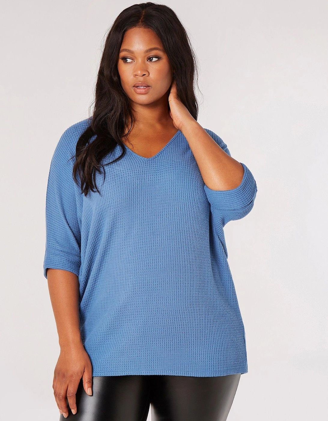 Curve Soft Textured V Nk Batwing Top - Blue, 5 of 4