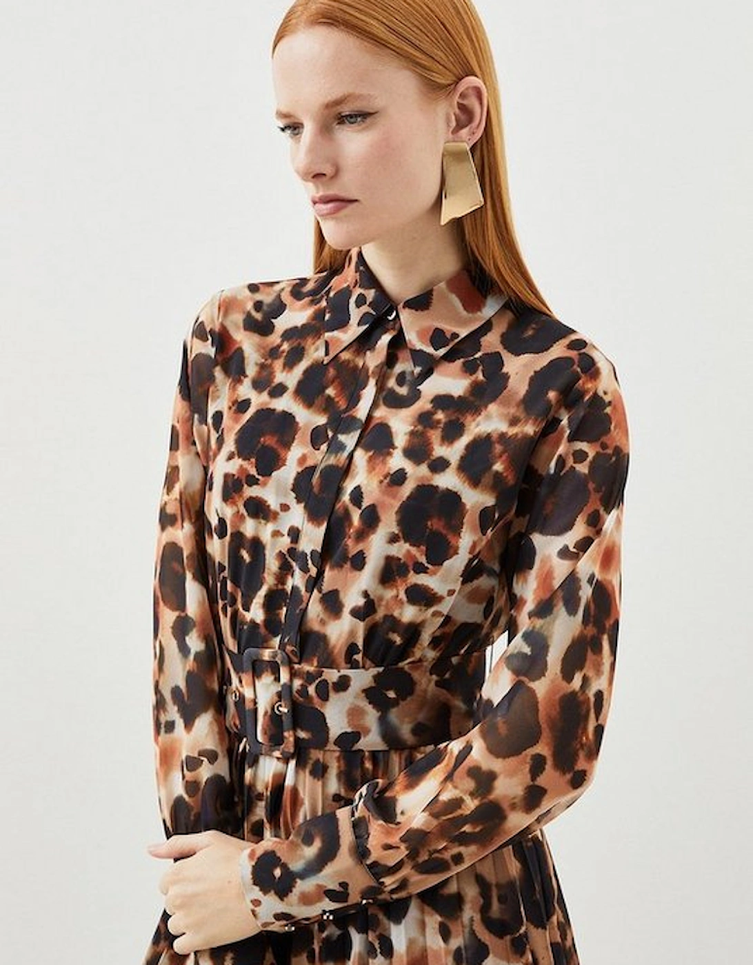 Blurred Animal Pleated Georgette Woven Shirt Midi Dress