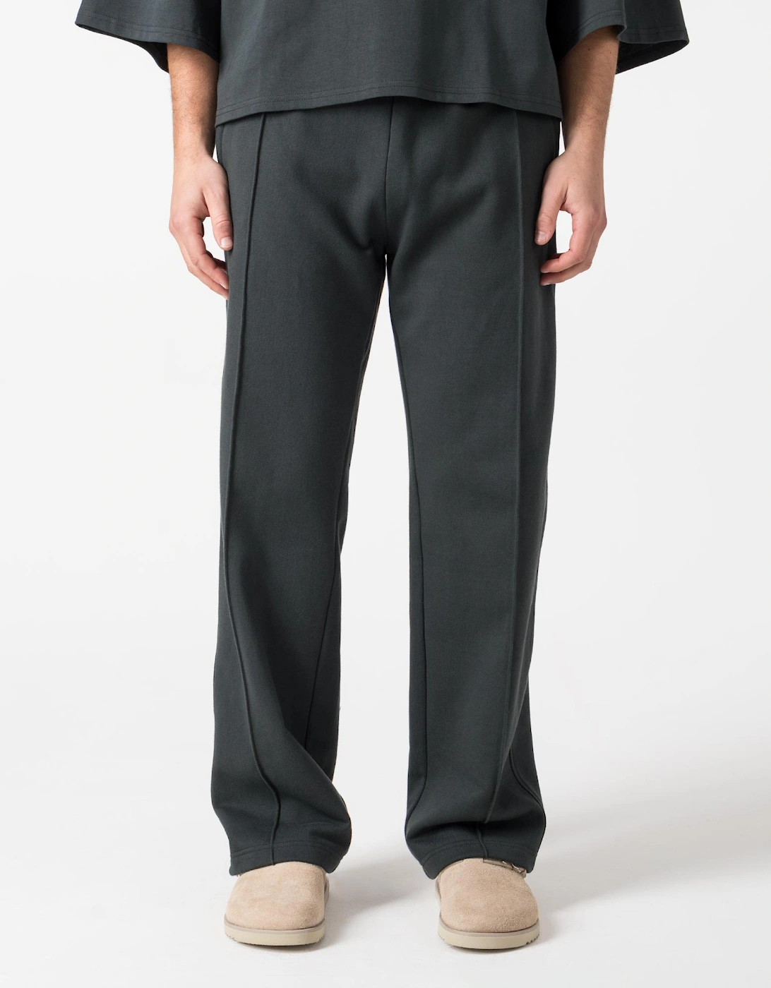 Relaxed Fit Essential Pleated Joggers, 5 of 4