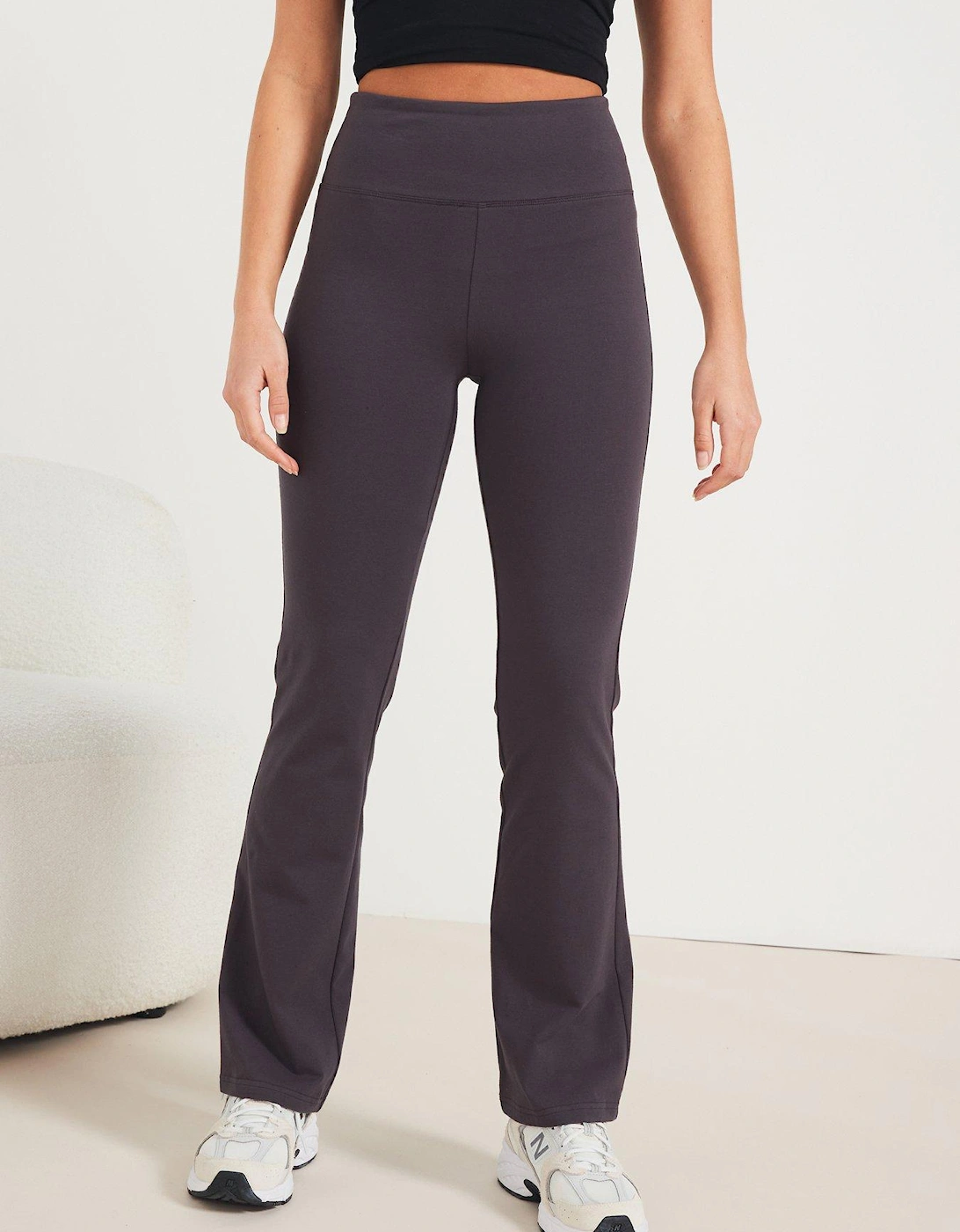 Confident Curve Kickflare Yoga Pant - Charcoal, 7 of 6