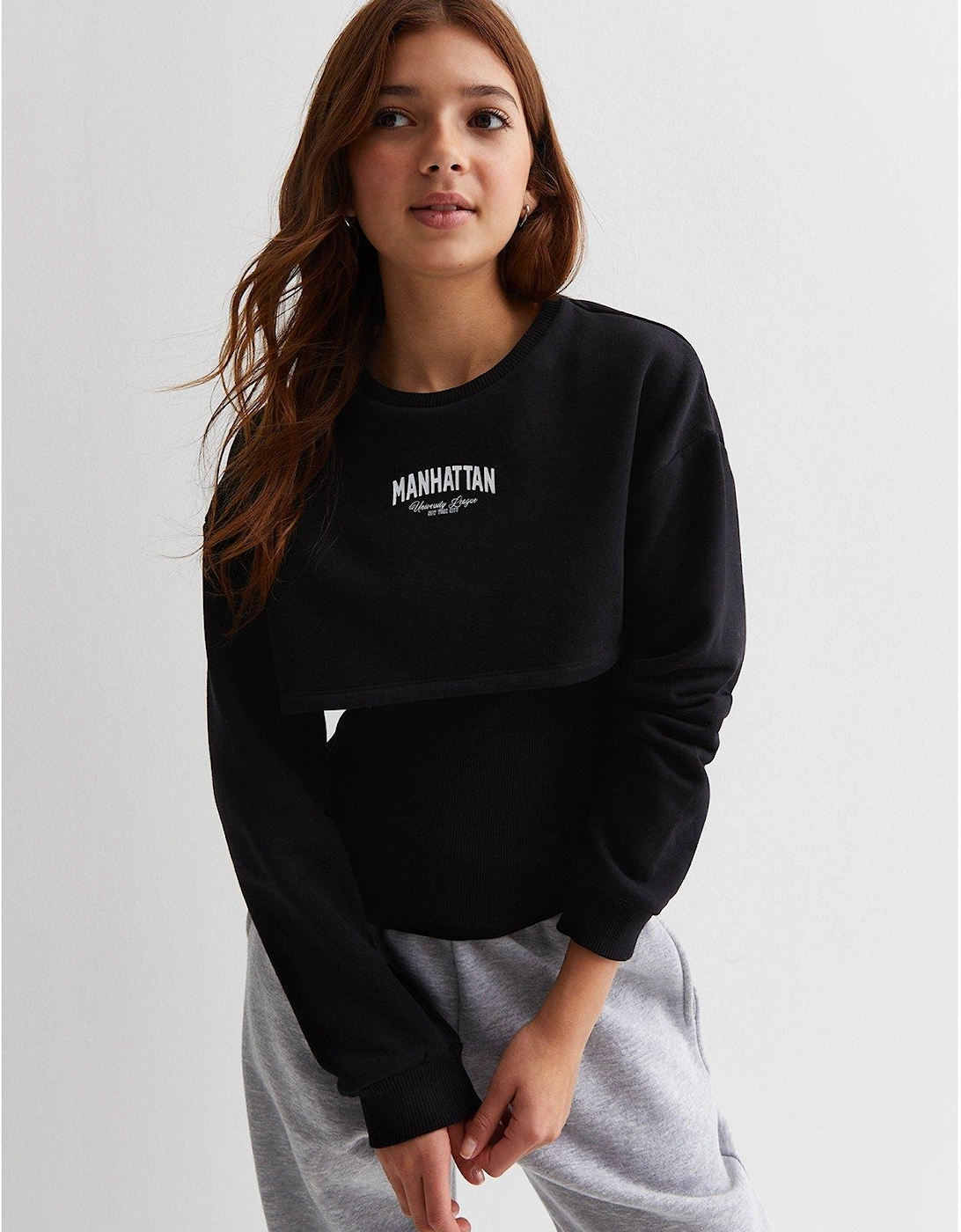 Girls Black Manhattan Logo 2-in-1 Crop Sweatshirt, 5 of 4