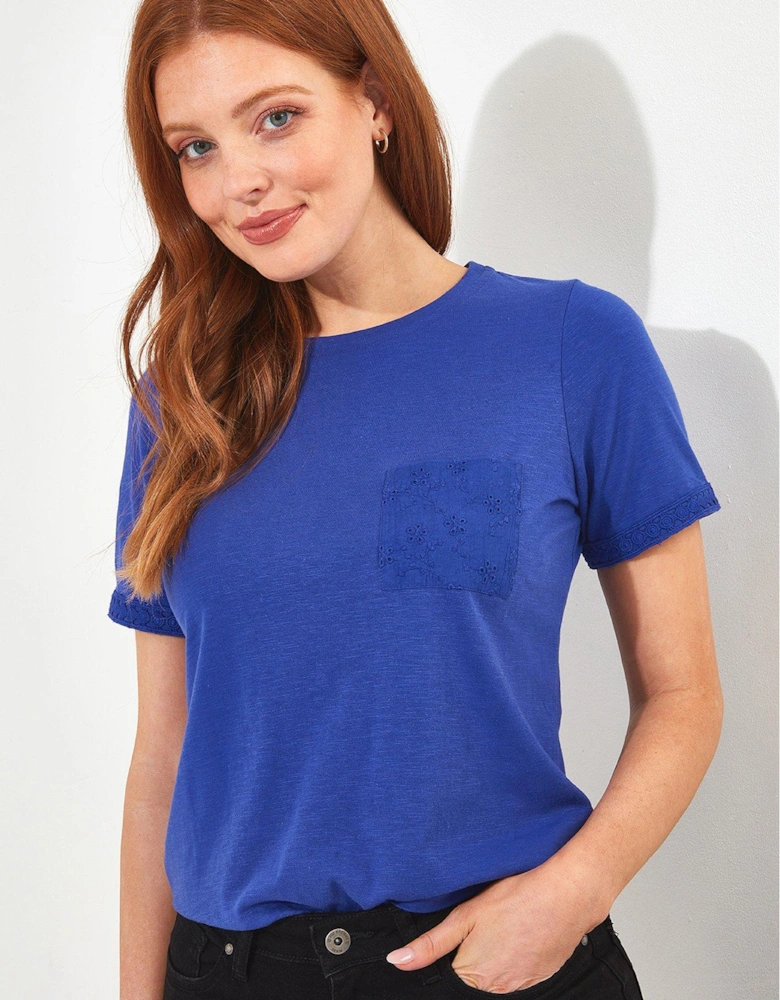 All In The Details T-shirt - Blue