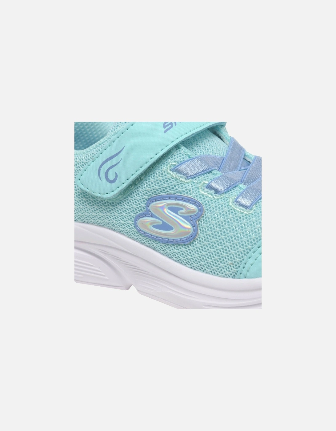 Blissfully Free Girls Sports Trainers