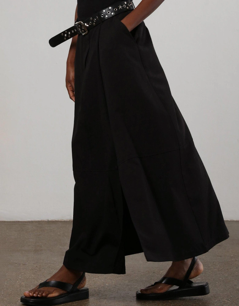Tailored maxi skirt with pockets and splits - Black