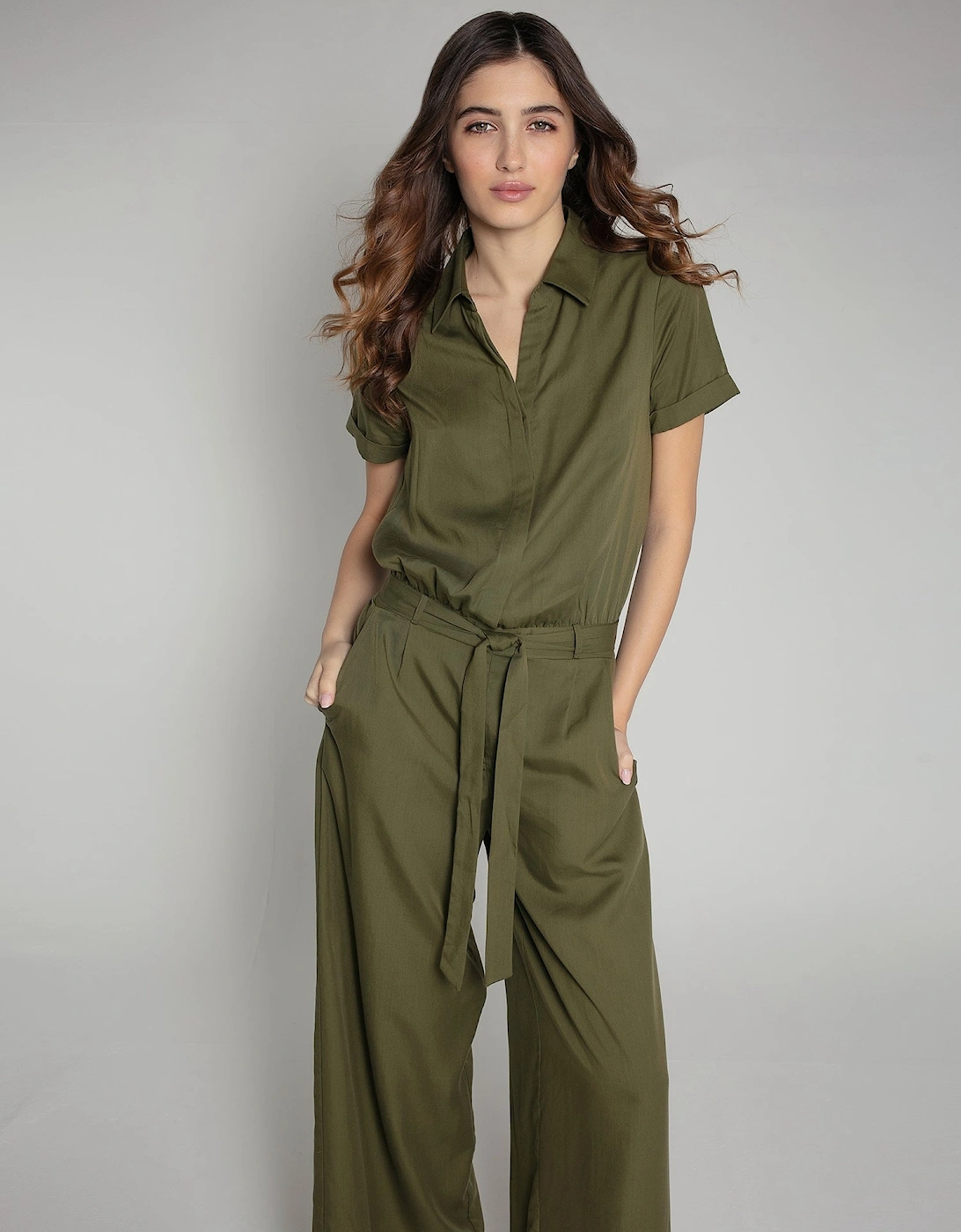 Keeley Jumpsuit in Khaki