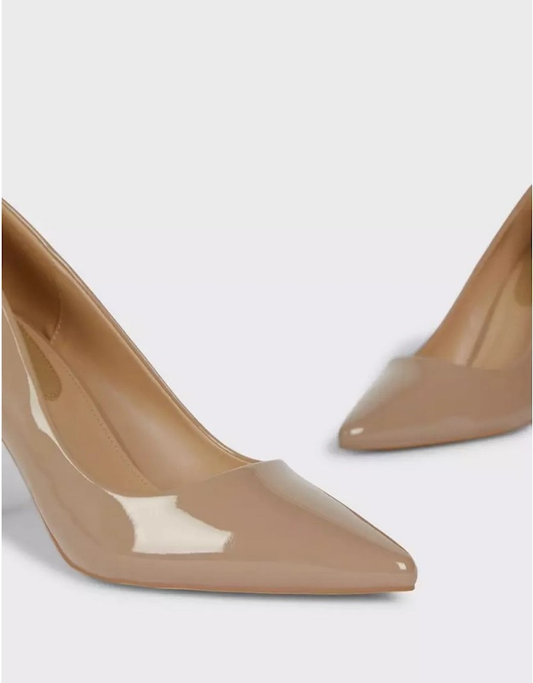 Womens/Ladies Dash Gloss Pointed Court Shoes