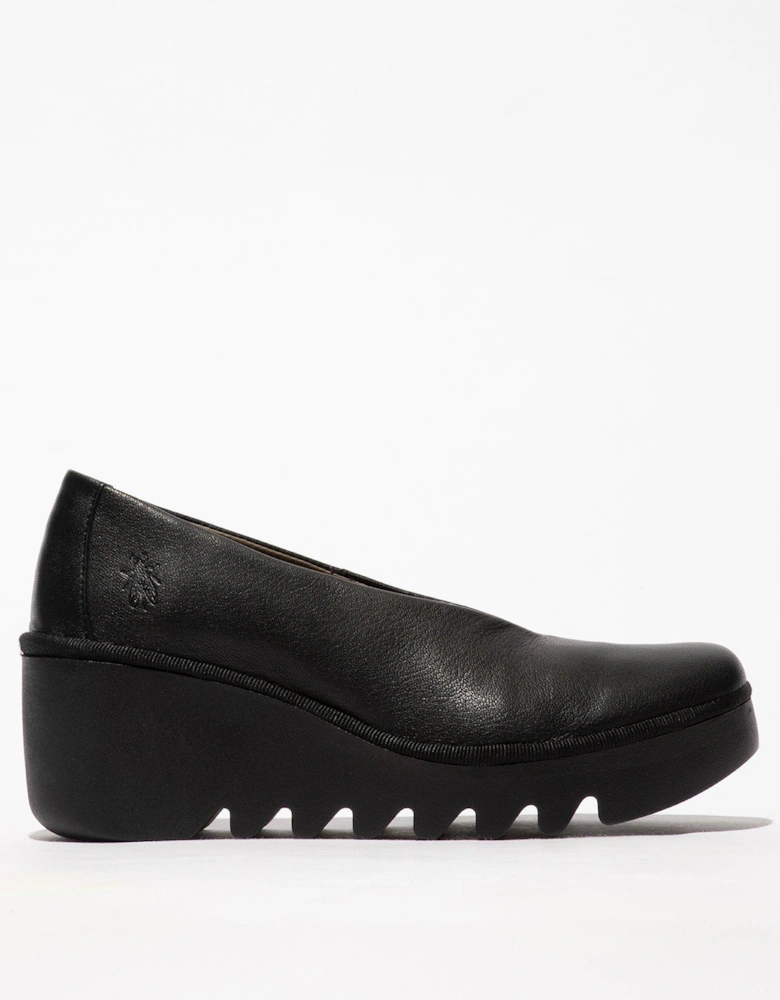 Beso Leather Wedged Shoes - Black
