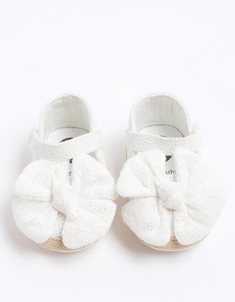 Baby Baby Girl Broderie Bow Sandals - White