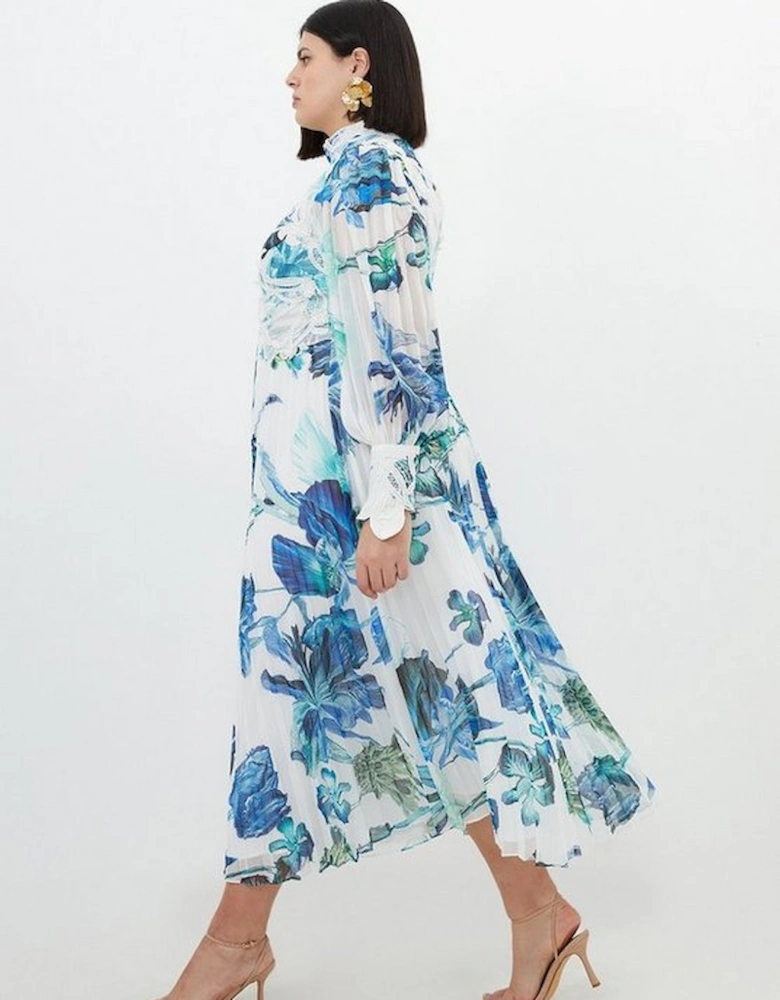 Plus Size Floral Print Lace Applique Woven Maxi Dress