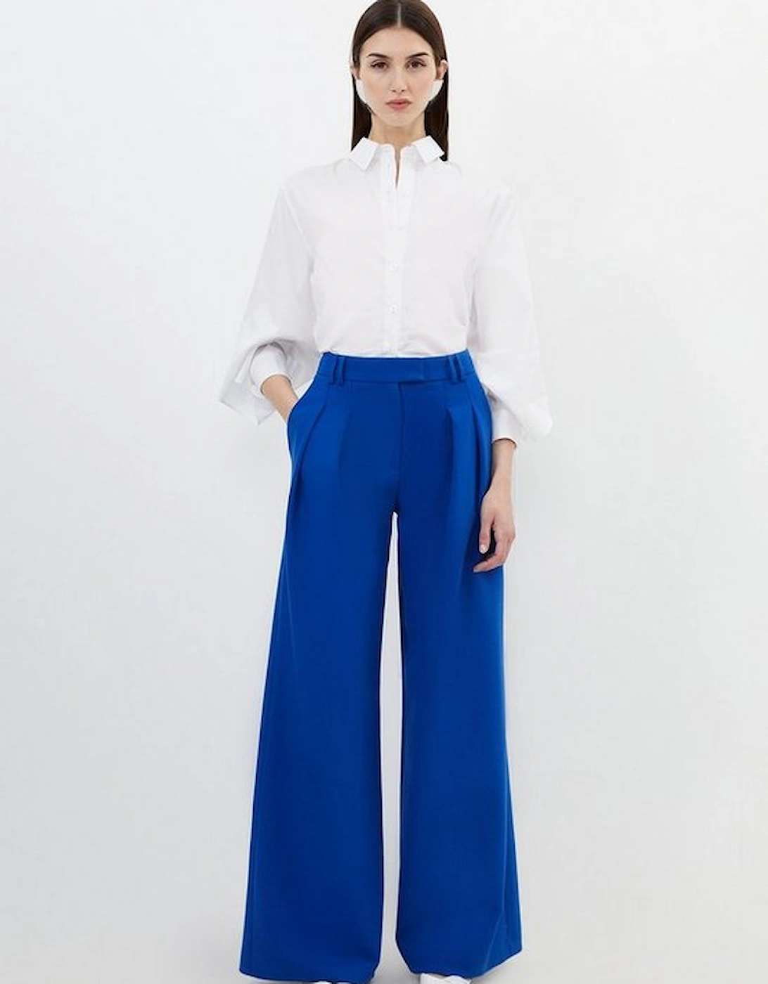 Petite Clean Tailored Pleated Wide Leg Trousers