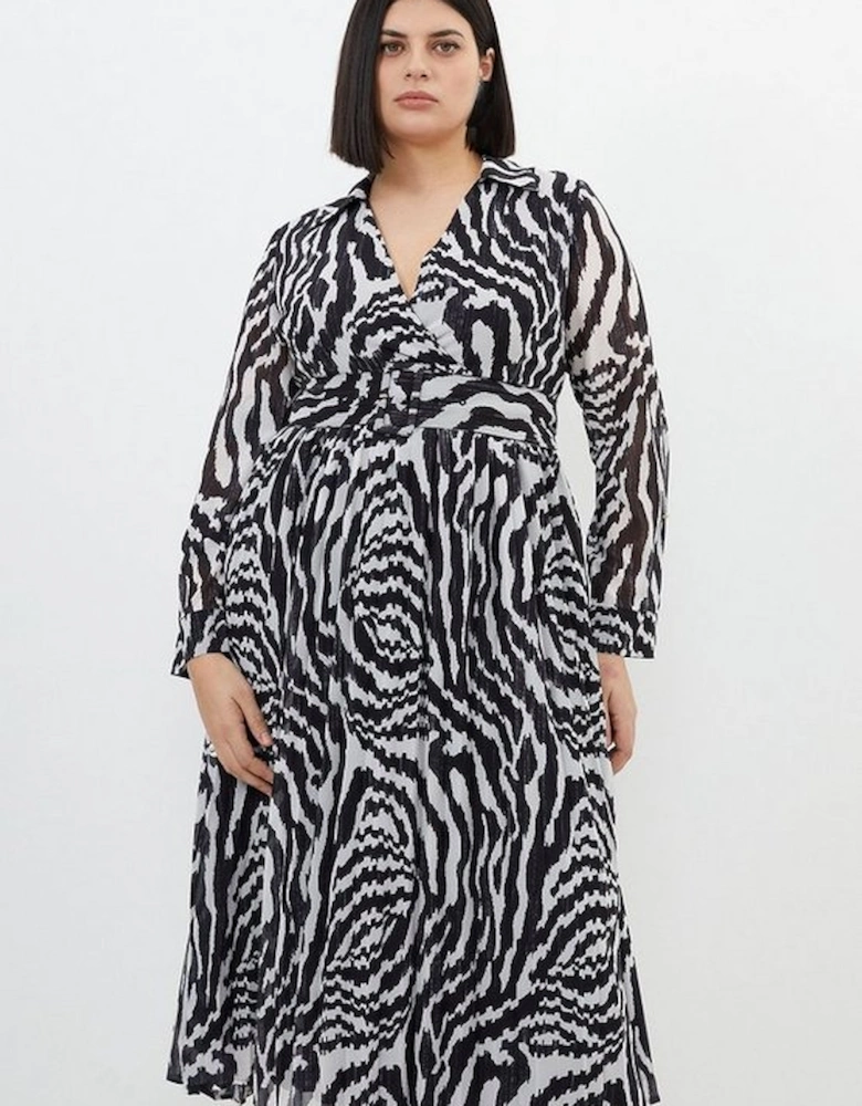 Plus Size Mono Swirl Woven Belted Pleated Midi Dress