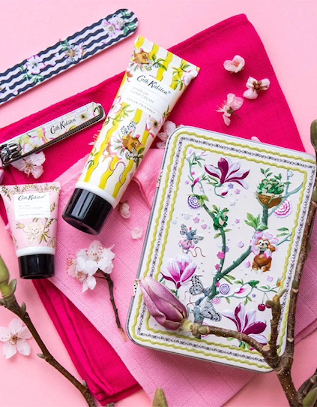 The Story Tree Manicure Set in Tin (Hand Cream 50ml, Cuticle Cream 15ml, Emery Board, Nail Clippers)