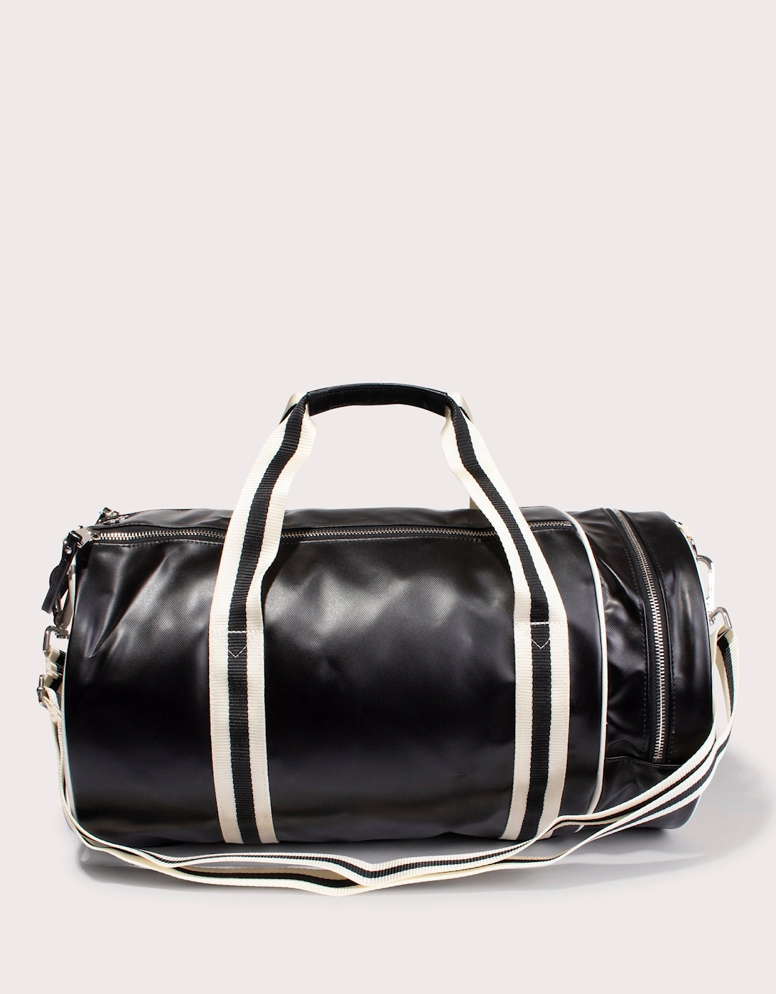 Classic Barrel Bag