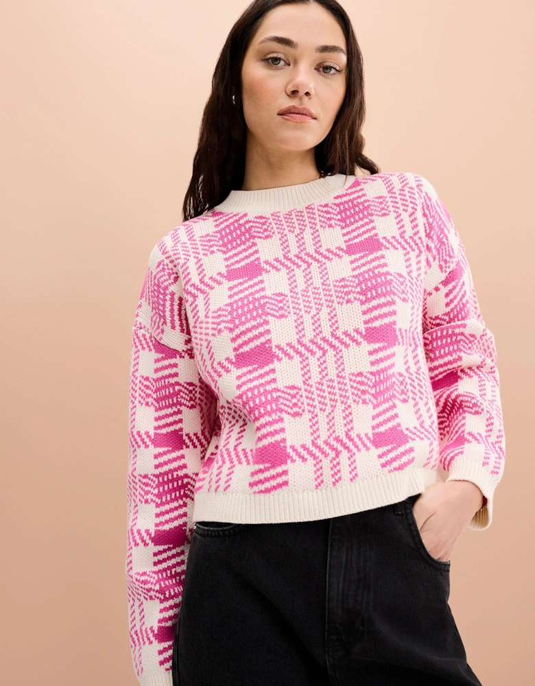 Beatrice Check Jumper in Pink