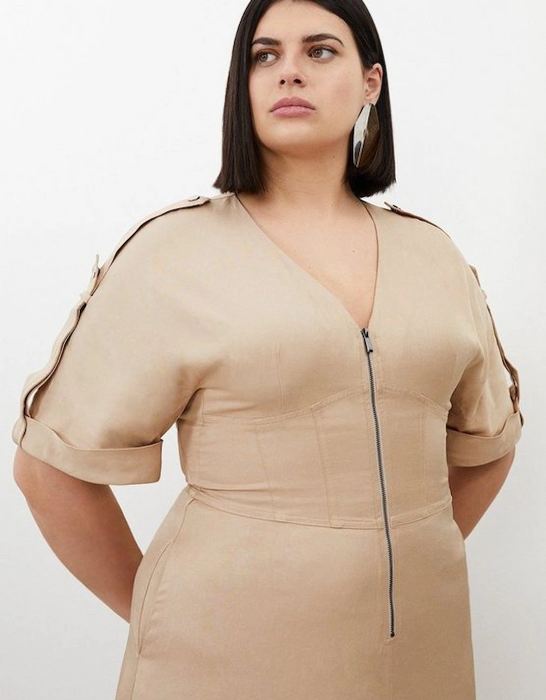 Plus Size Premium Linen Twill Woven Short Sleeve Midi Dress