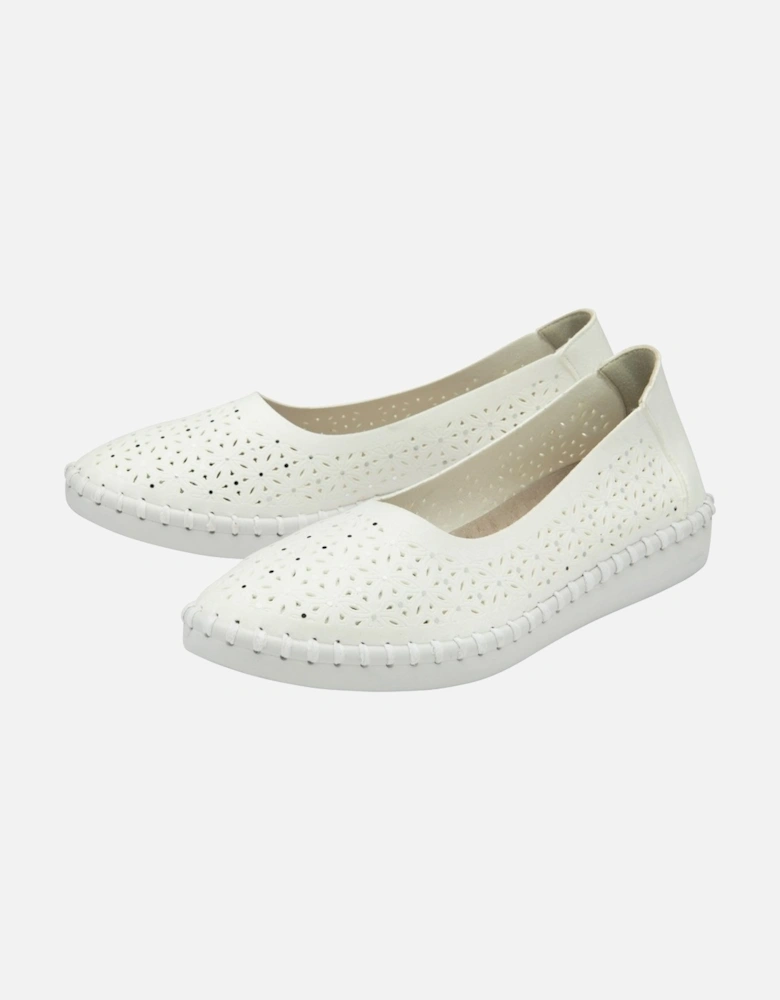 Ewelina Womens Slip On Shoes