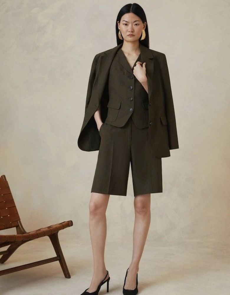 The Founder Premium Tailored Tencel Linen Walking Shorts